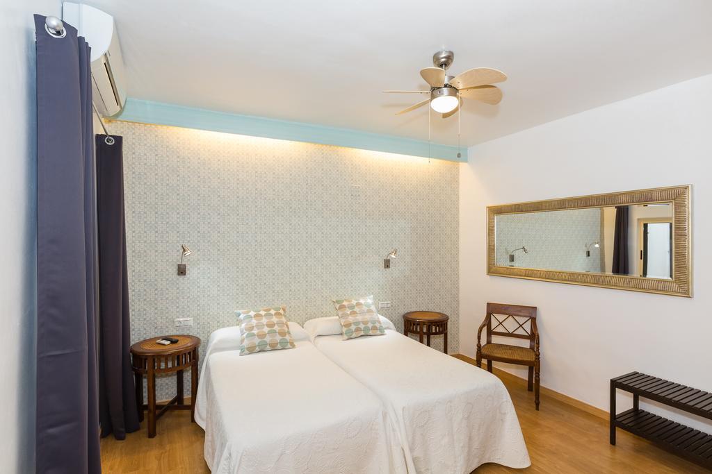 Hostal Guadalupe Torremolinos Exterior foto