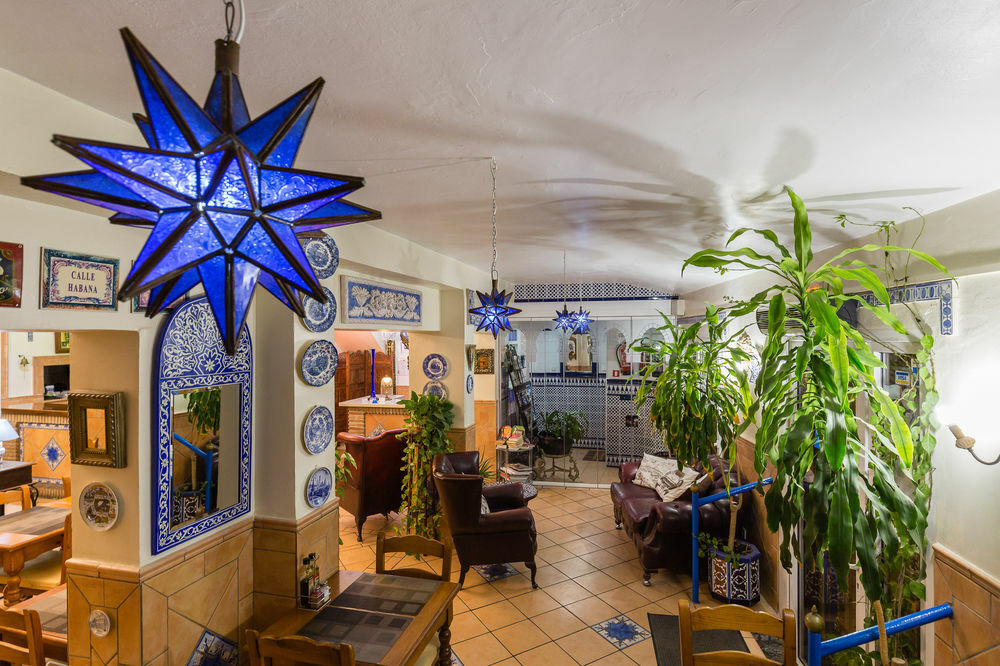 Hostal Guadalupe Torremolinos Exterior foto